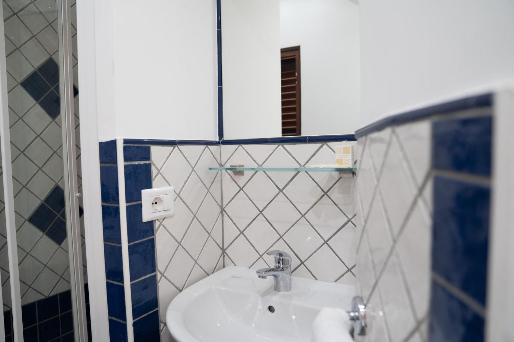 Casa Lussu Hotell Lipari  Eksteriør bilde
